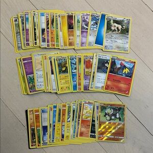 70 Pokémon cards